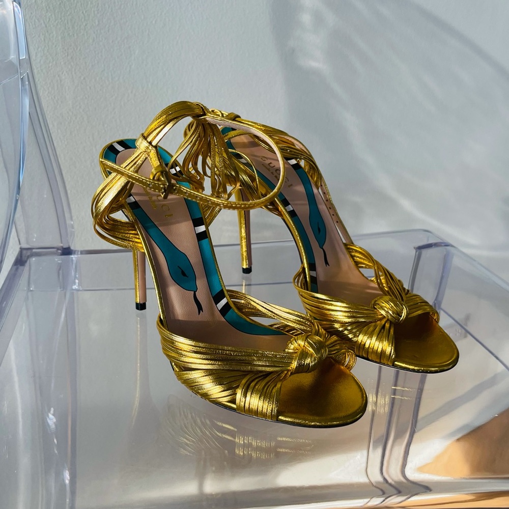 GUCCI heels in gold size 37.5